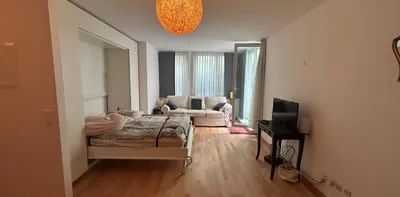 Helle Einraumwohnung mit Gartein Ruhelage - nächst Mariahilfer Straße! - Photo 2