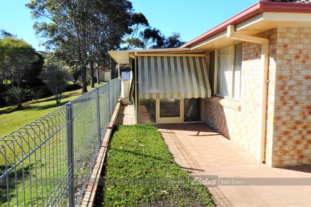 2/7 Burke Close, Forster NSW 2428 - Villa For Rent | Domain - Photo 3