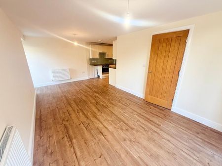 4 bedroom barn conversion to rent - Photo 2