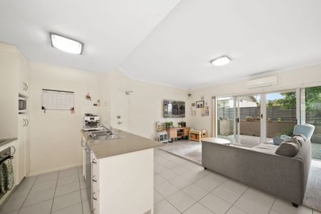 Spacious Two-Bedroom Apartment - Available for 6 or 12-Month Lease - Photo 4