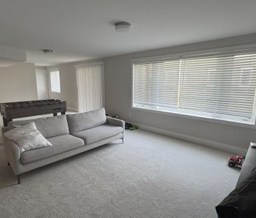 For Lease - 757 Eminence Street, Barrhaven, Ontario - Photo 3