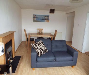 2 bedroom maisonette to rent - Photo 2