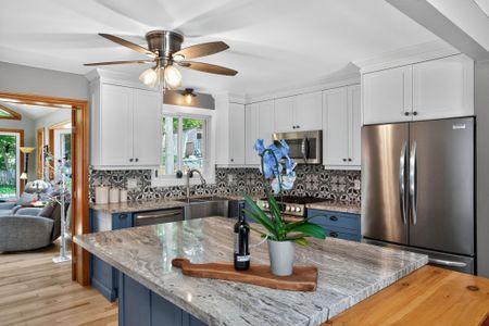 For Lease - 16 Mundy Avenue, Tiny, Ontario - Photo 2