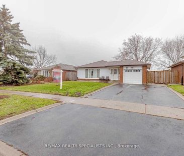 For Lease - 72 Dorchester(Upper) Drive, Brampton, Ontario - Photo 2
