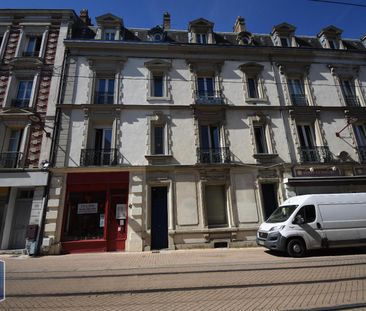 Location Appartement 2 pièces 44m² LE MANS 72000 - Photo 2