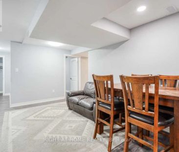 1053 ORENDA STREET - Photo 4