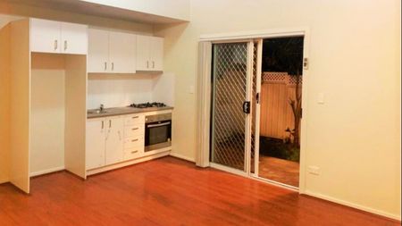 574A Great Western Highway Pendle Hill NSW 2145 - Photo 5