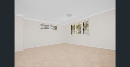 Family home with north-facing garden - Photo 5