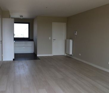 Appartement met prachtig uitzicht op recent aangelegd stadspark vlakbij het station van Hasselt - Photo 3