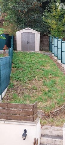 LE CATEAU CAMBRESIS : MAISON RENOVEE 2 CHAMBRES, TERRASSE ET JARDIN - Photo 4