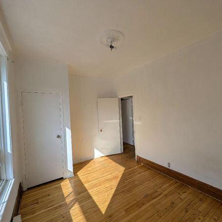 logement 5-1/2 a louer / 5 -1/2 apartement for rent - Photo 4