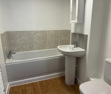 2 Bedroom Flat - Photo 1