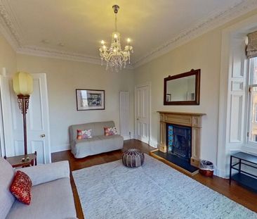 2 bedroom property to rent - Photo 1