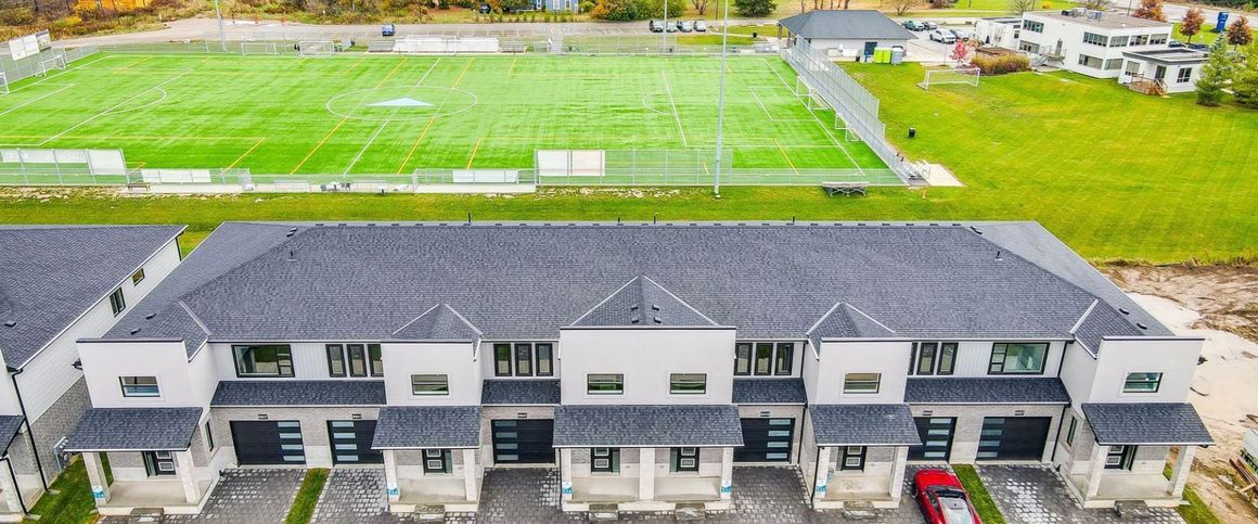 For Lease - 6897 Royal Magnolia Avenue, London South, Ontario - Photo 1