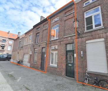 Instapklare rijwoning met 3 slaapkamers en koer te Brugge - Photo 6