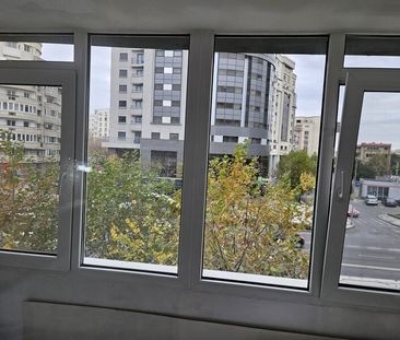 Decebal, proprietar, 3 camere decomandat, 100 mp, stradal, pet frendly. - Fotografie 4