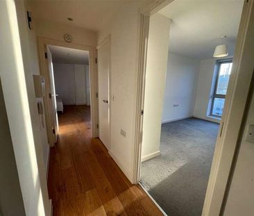 Bromley Road, London, SE6 - Photo 3