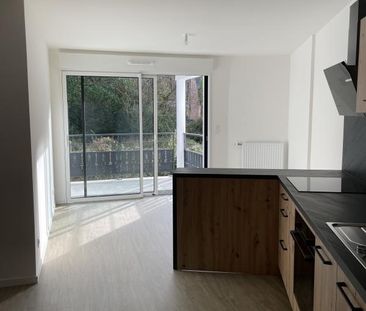 Location Appartement 3 pièces 71m² LANDERNEAU 29800 - Photo 6