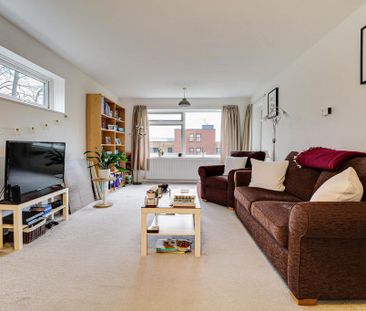 2 bedroom flat to rent - Photo 6