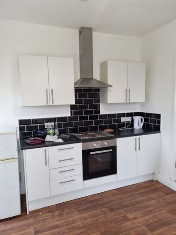 Fazakerley Road, Walton, Liverpool - Photo 4