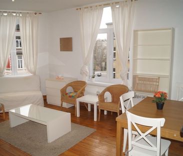 Quartier EU! Beau STUDIO meublé à louer - Photo 4