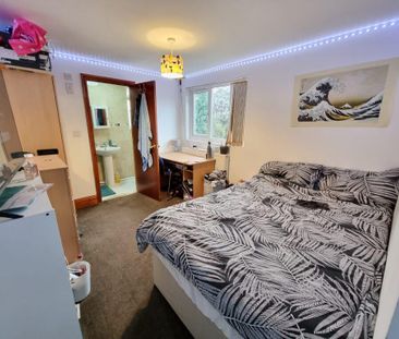 9 bedroom terraced house to rent - Photo 3