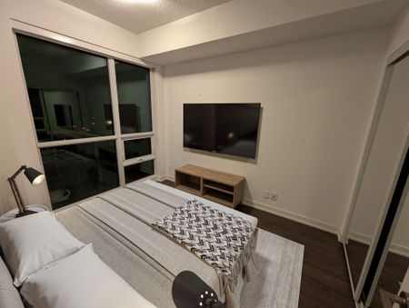 For Lease - 2212 Lakeshore Boulevard Unit# 1202, Toronto, Ontario - Photo 4