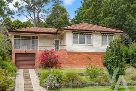 49 Carolyn Street, Adamstown Heights - Photo 3