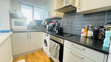 1 bedroom flat to rent - Photo 5