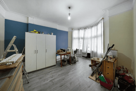 6 bedroom semi-detached house to rent - Photo 2