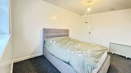 2 bedroom apartment to rent Larkspur Gardens, Luton, Bedfordshire, LU4 - Photo 4