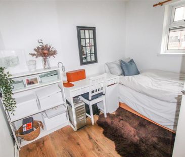 2 bedroom maisonette to rent - Photo 3