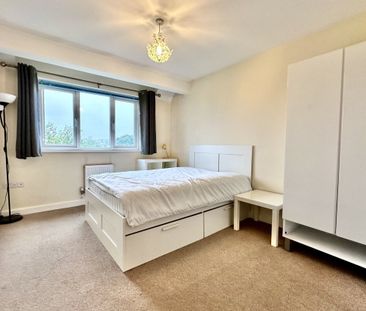 William Morris Close - Photo 6