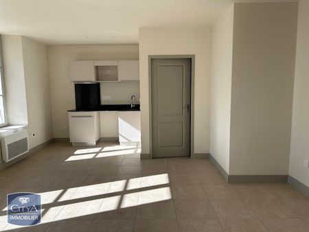 Location Appartement 1 pièce 29m² DOLE 39100 - Photo 3