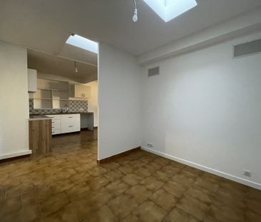 Location Appartement 2 pièces 47m² AUBAGNE 13400 - Photo 1