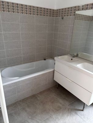Rosu, Vila- Duplex, P+2. Imobil stil Italienesc! - Photo 1