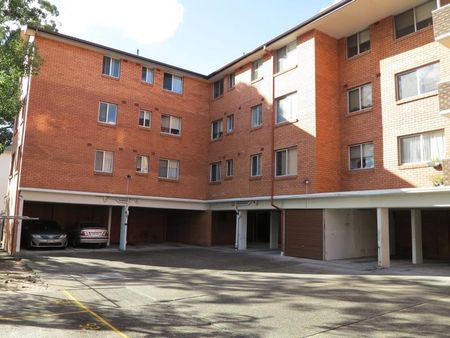 First Floor- 2 bedder - Photo 2