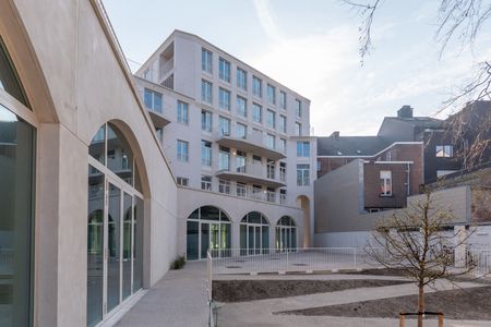 Stijlvol 2-slaapkamerappartement met stadzicht - Photo 4