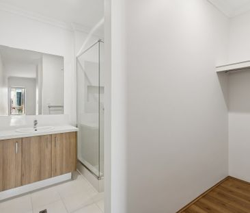 Enjoy Central Living Without the Noise - Photo 4