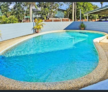 Modernised 2 Bedroom Unit – Pool & Great Location! - Photo 2