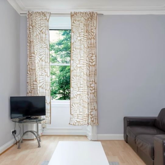 2 Bed Flat, Dalry Road, EH11 - Photo 1