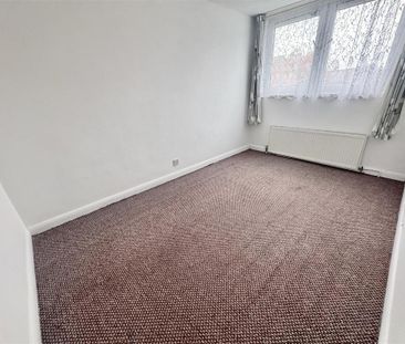 3 bedroom maisonette to rent - Photo 3
