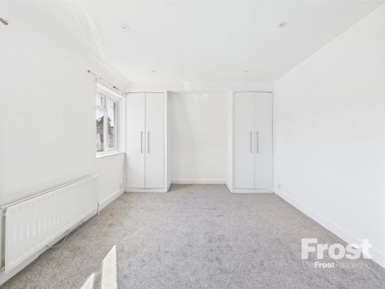 Elliman Avenue, Slough, Berkshire,SL2 - Photo 1
