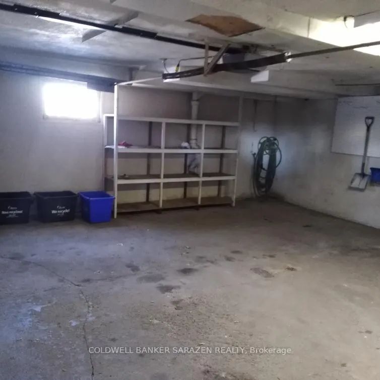 5495 BANK STREET - Photo 1