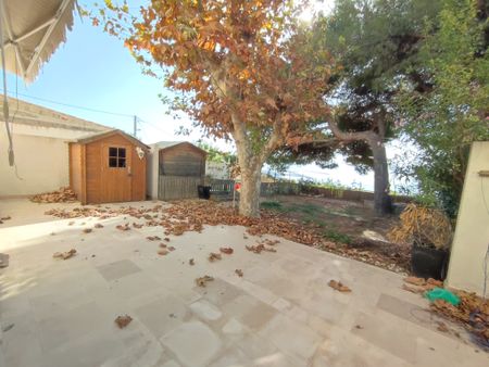 Location Appartement 3 pièces 65m² MARSEILLE 16ème - Photo 3