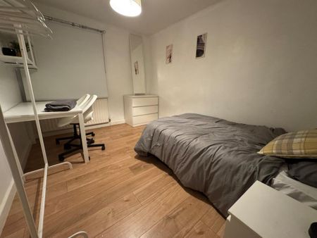 2 bedroom maisonette to rent - Photo 5