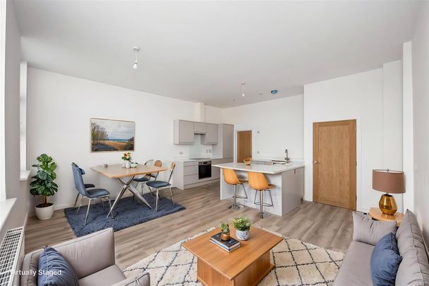 Montague Street, Worhting - Photo 1