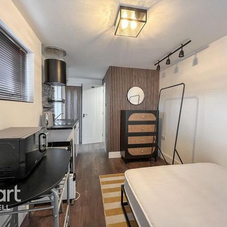 Studio to rent - Photo 4