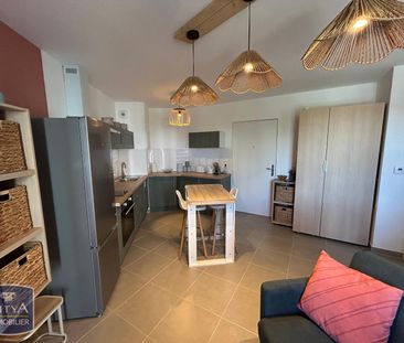 Location Appartement 1 pièce 31m² PORT DE BOUC 13110 - Photo 4