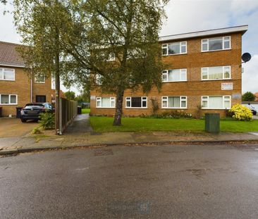 Norfolk Avenue, Toton, Nottingham, Nottinghamshire, NG9 - Photo 2